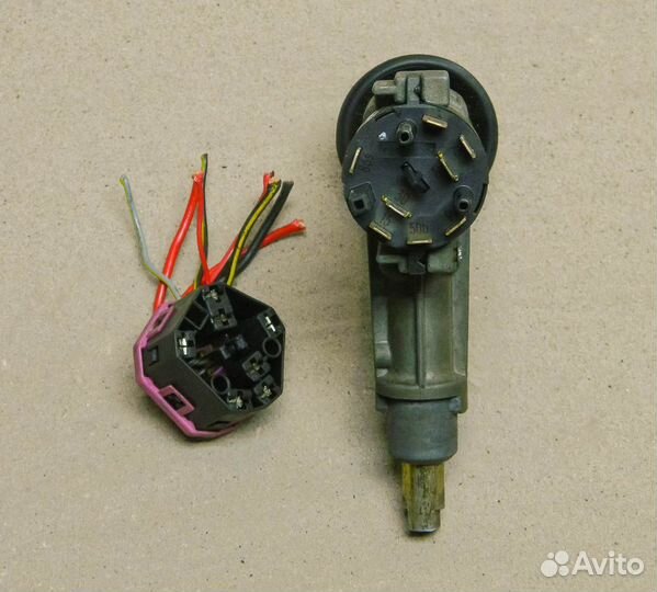 Замок зажигания Audi 80 B3