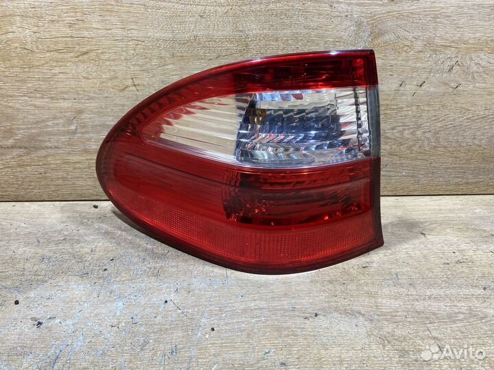 Фонарь задний левый Mercedes W211 Арт. 111294