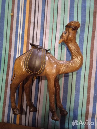 Статуэтка Верблюд из кожи