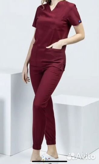 Мед.костюмы б/у в отлич.сост