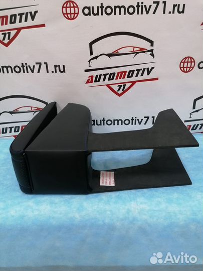 Подлокотник LADA Largus