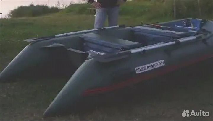 Лодка моторная Nissamaran 320 Tornado