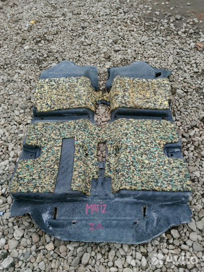 Ковер пола Daewoo Matiz