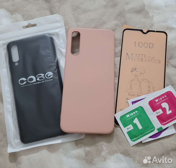2 чехла на Samsung А70 + защитная матовая плёнка