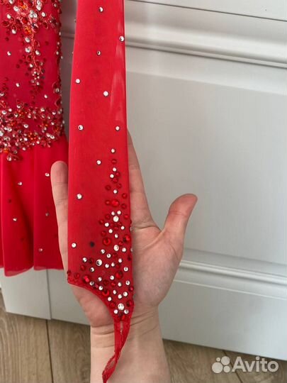 Костюм для фигурного катания 140