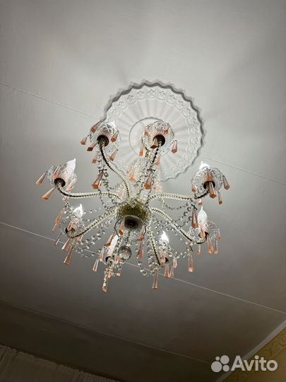 Люстра потолочная и бра