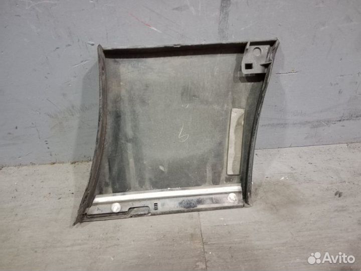 Накладка крыла передняя левая Lexus Ls430 UCF30