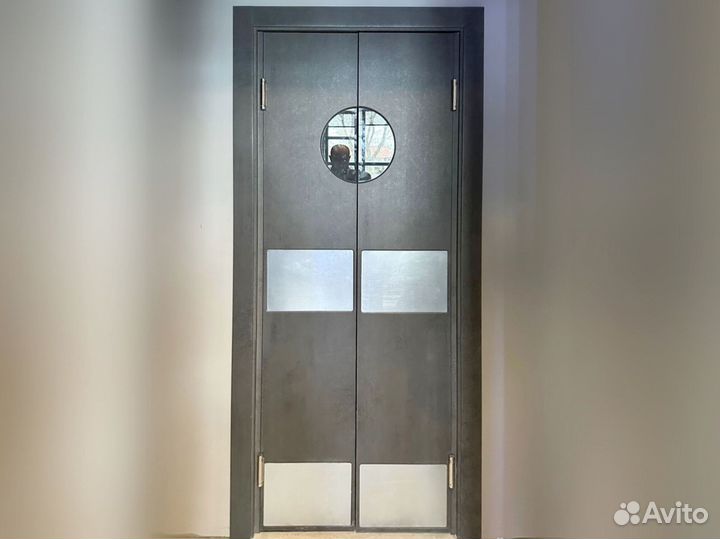 Дверь маятниковая двустворчатая и одностворчатая