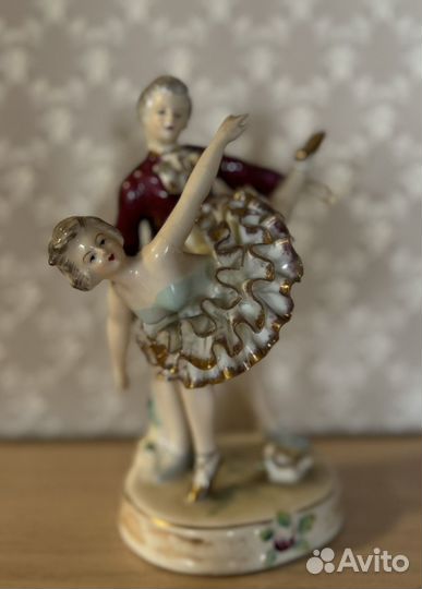 Статуэтка кружевной фарфор Германия