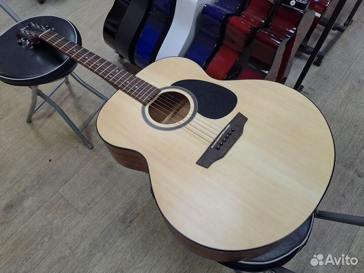 Гитара электроакустическая JET JJ с подключением