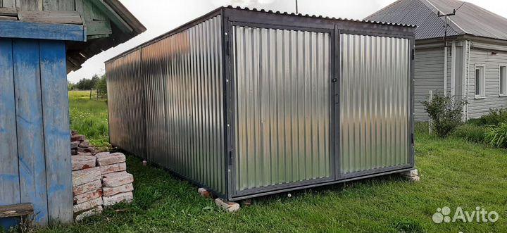 Гараж-пенал из проф.листа