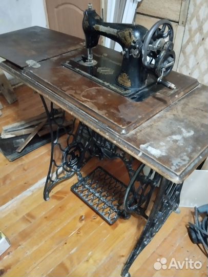 Швейная машина госшвеймашина