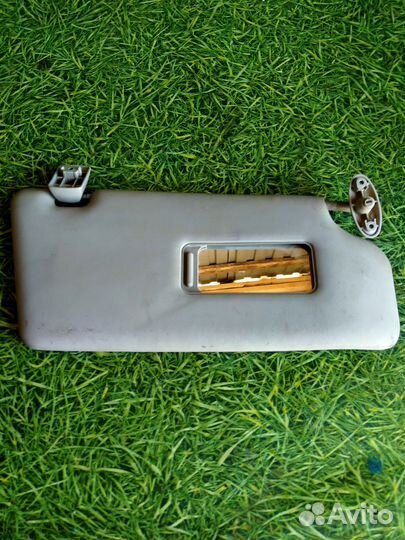 Козырек солнцезащитный правый для Форд Фокус 1