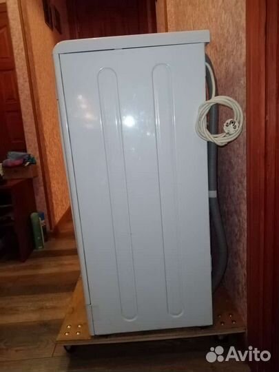 Стиральная машина бу Indesit 5 кг