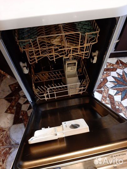 Посудомоечная машина Ariston