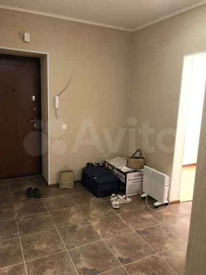 2-к. квартира, 58 м², 3/9 эт.