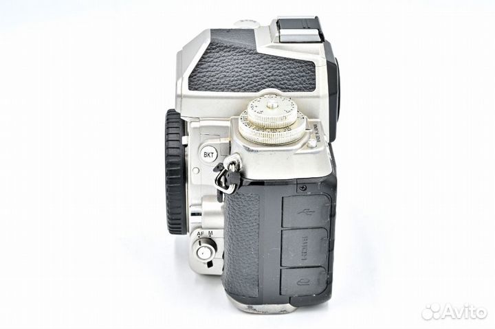 Зеркальный фотоаппарат Nikon Df Body silver