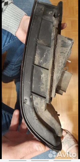 Фара задняя левая Nissan maxima