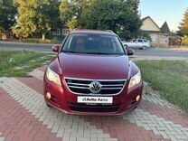 Volkswagen Tiguan 2.0 AT, 2009, 200 000 км, с пробегом, цена 1 030 000 руб.