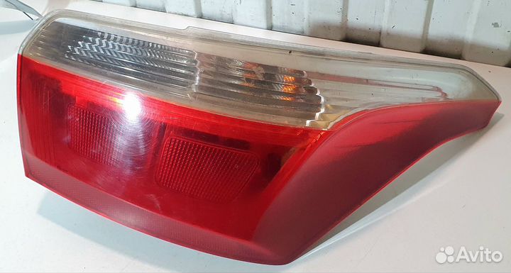 Фонарь задний правый Citroen C-Elysee