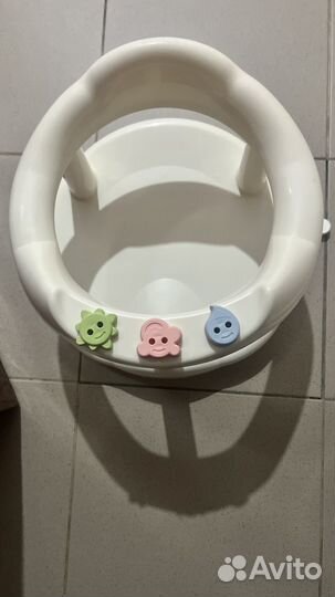 Стульчик для купания в ванной