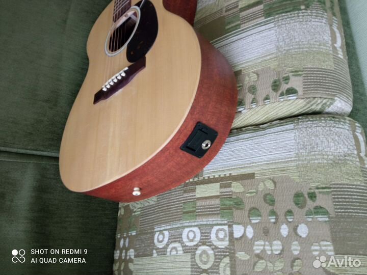 Гитара электроакустическая