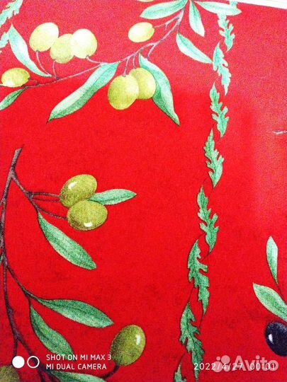 Скатерть тефлоновая (140*1, 60) новая