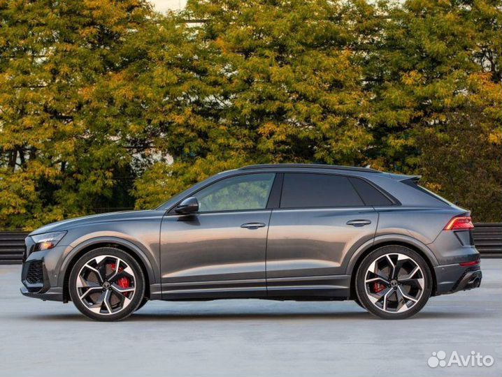 Кованые диски в стиле Audi RS Q8 R23