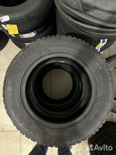 Matador MP 30 Sibir Ice 2 SUV 215/65 R16 102T