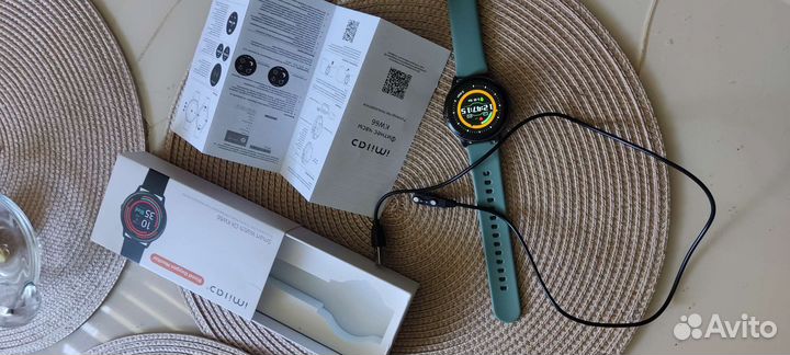 Смарт-часы KW66