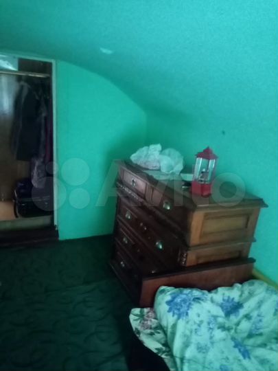 Доля в 2-к. квартире, 200 м², 2/2 эт.