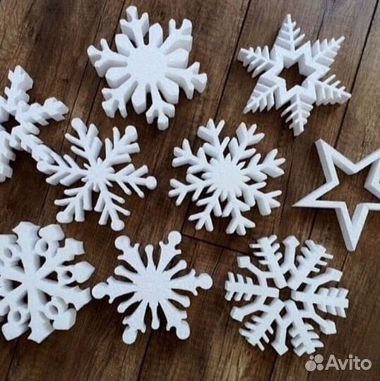 Новогодний декор из пенопласта