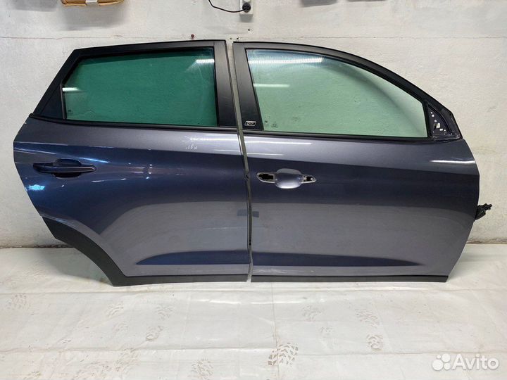 Дверь передняя правая Hyundai Tucson 3 бу целая