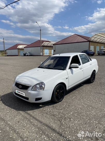 LADA Priora 1.6 МТ, 2011, битый, 333 333 км