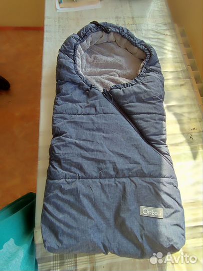 Зимний конверт в прогулочную коляску