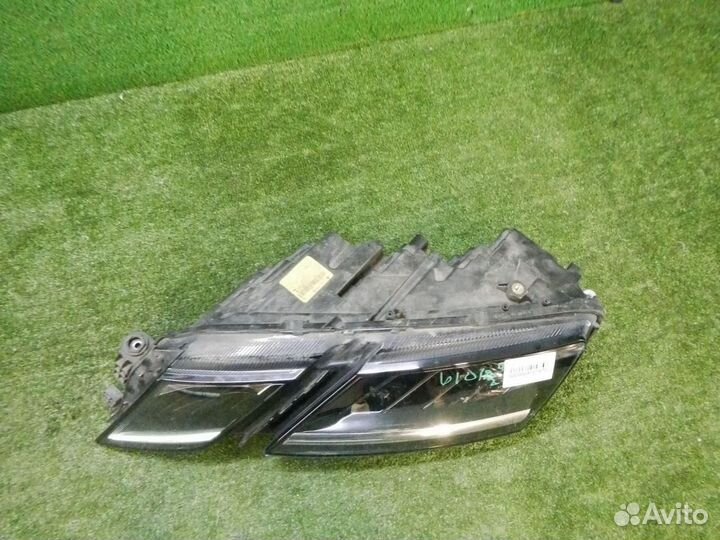 Фара левая Skoda Octavia