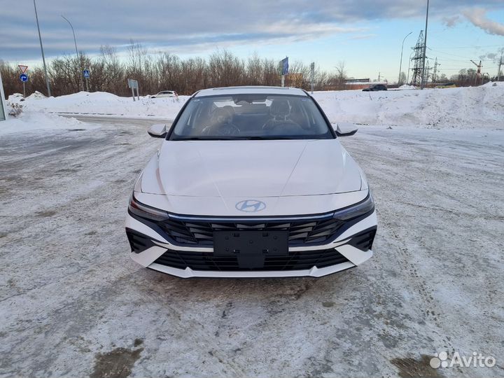 Hyundai Elantra 1.5 CVT, 2024, 11 км