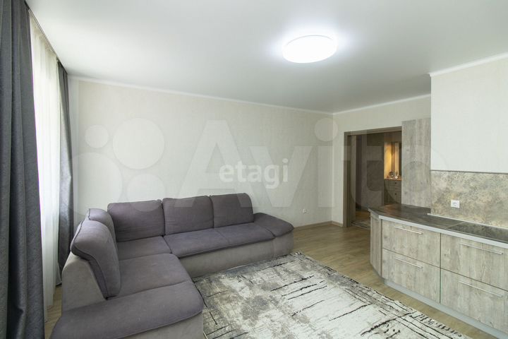 2-к. квартира, 69,7 м², 4/18 эт.