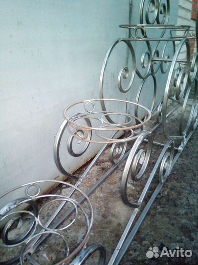 Подставка для цветов 