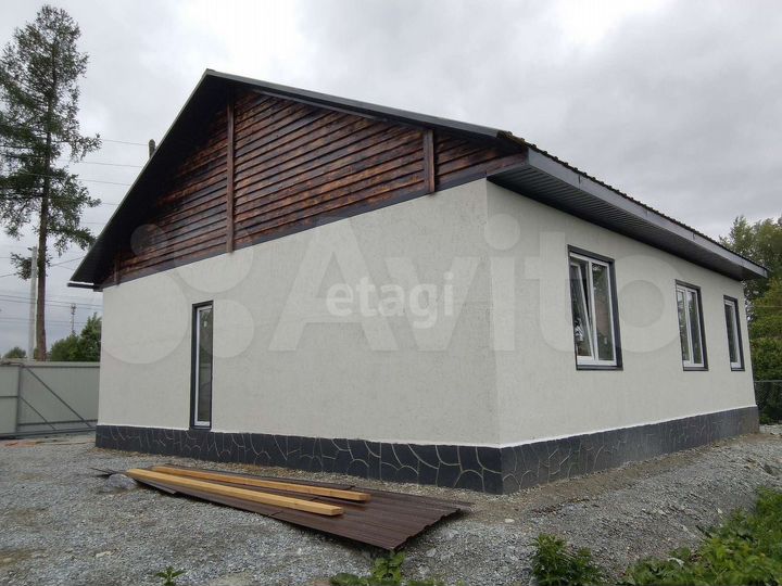 Дом 80 м² на участке 5,5 сот.