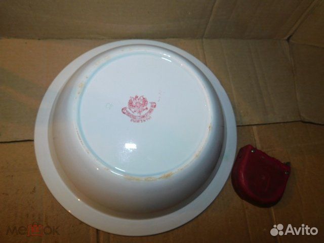 Большое,красивое,глубокое блюдо-салатник ри