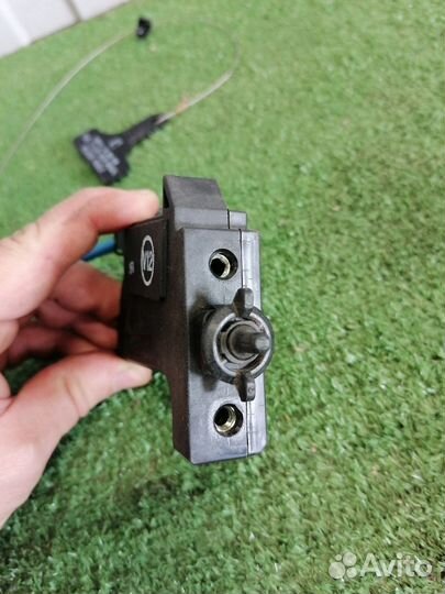 Замок лючка Hyundai Equus 3.8 G6DJ 2014