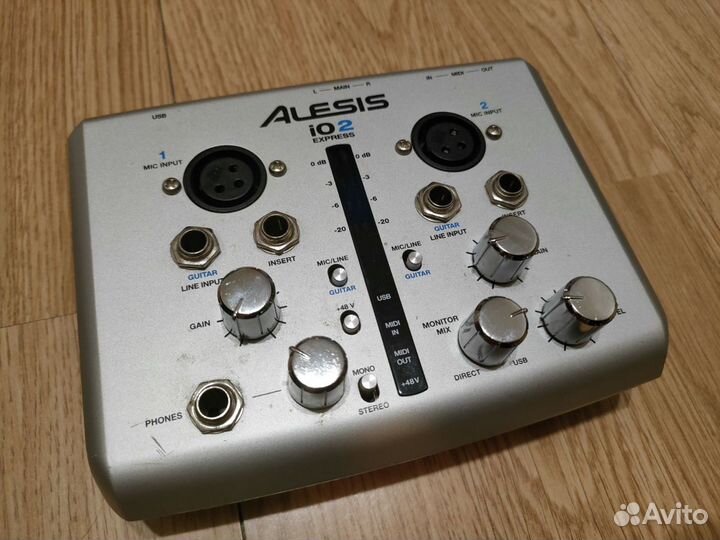 Звуковая карта alesis io 2 express