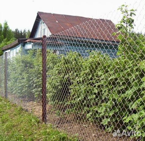 Забор из сетки-рабицы