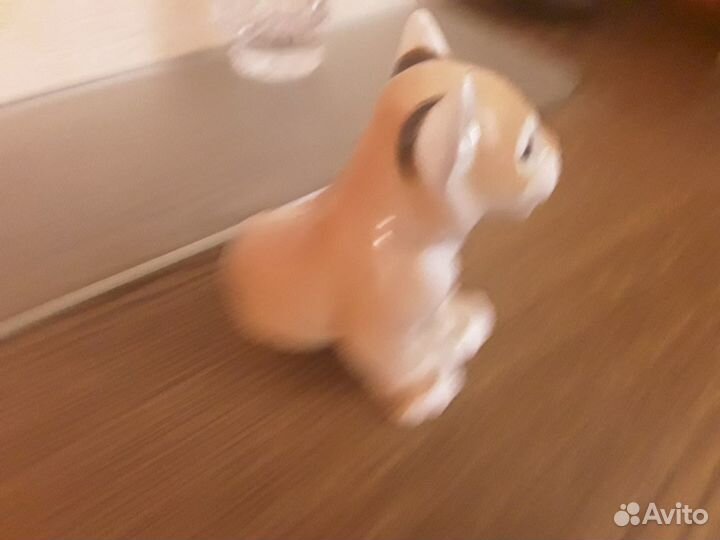 Львенок статуэтка