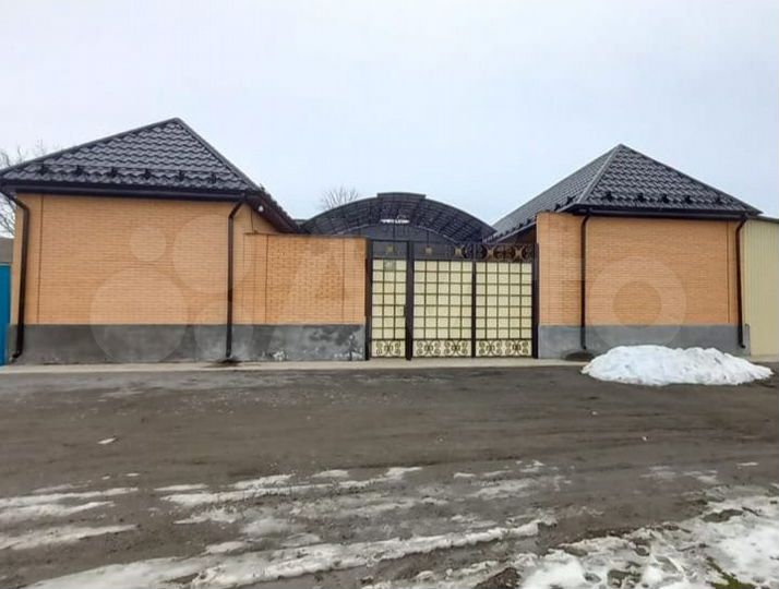 Дом 186 м² на участке 20 сот.