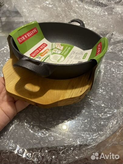 Сковорода чугунная 16,5 см с подставкой