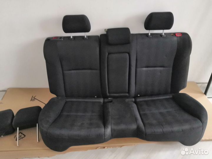 Задний ряд сидений