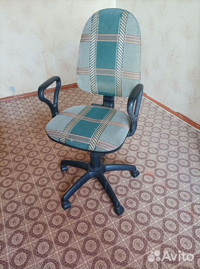Компьютерное кресло бу