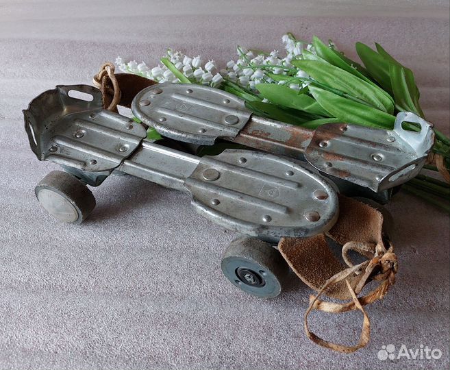 Роликовые коньки СССР